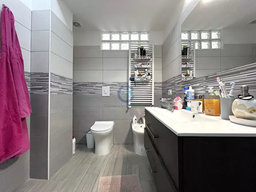 Immagine 7 di Trilocale in vendita  in Via Genova 13 a Catanzaro