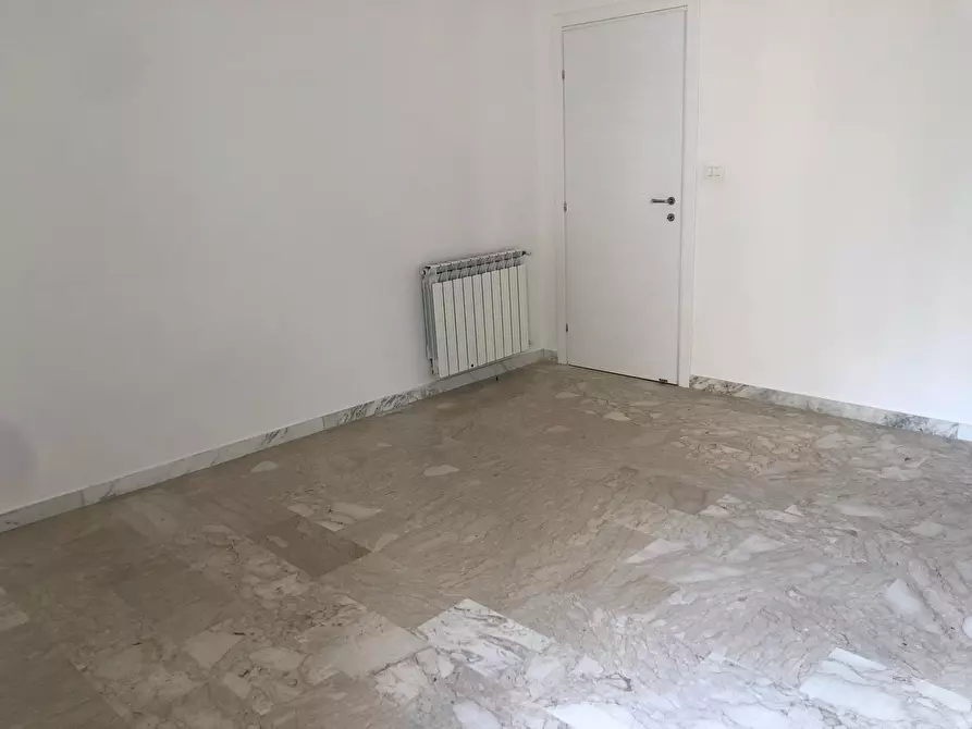 Immagine 14 di Appartamento in affitto  in VIA OGLIO a Siracusa