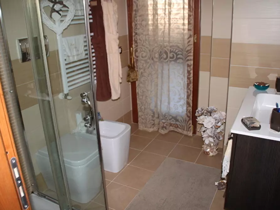 Immagine 8 di Quadrilocale in vendita  in VIALE SCALA GRECA a Siracusa