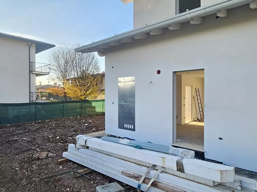 Immagine 3 di Villa in vendita  a Nuvolera