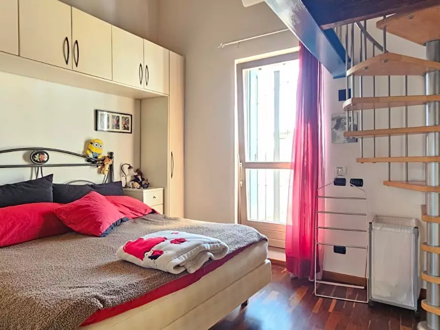 Immagine 9 di Villa in vendita  a Bedizzole