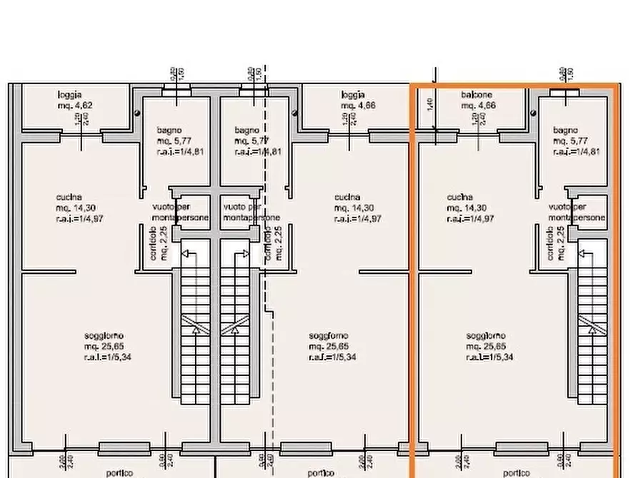 Immagine 3 di Casa trifamiliare in vendita  in Via Istria e Dalmazia a Castiglione Delle Stiviere
