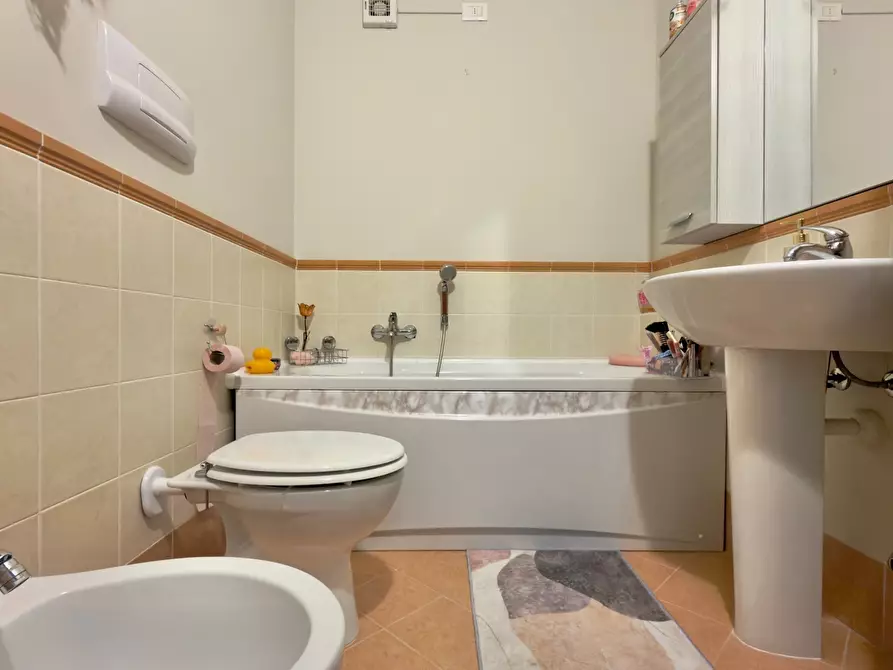 Immagine 19 di Quadrilocale in vendita  in Via Valtenesi a Muscoline