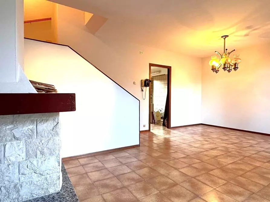 Immagine 6 di Villetta a schiera in vendita  in Via Aldo Moro 9 a Cellatica