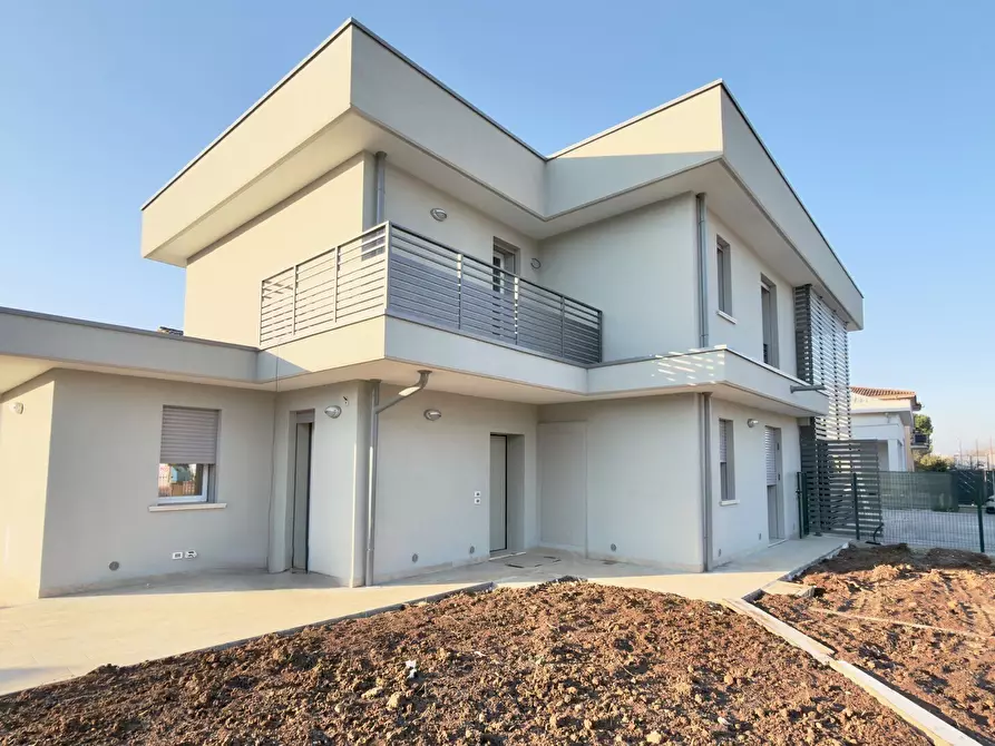 Immagine 2 di Quadrilocale in vendita  in Via Bolognina a Bedizzole