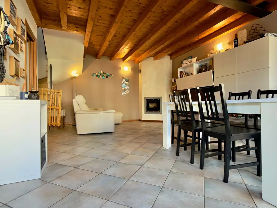 Immagine 2 di Trilocale in vendita  in Via Galliano a Passirano