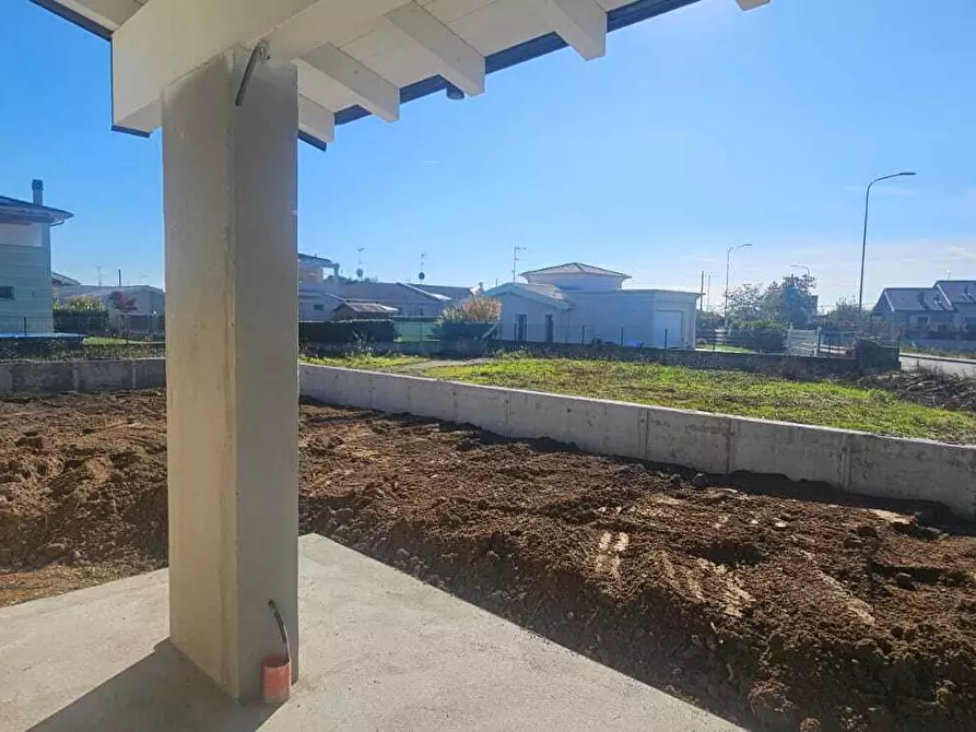 Immagine 31 di Casa trifamiliare in vendita  a Montirone