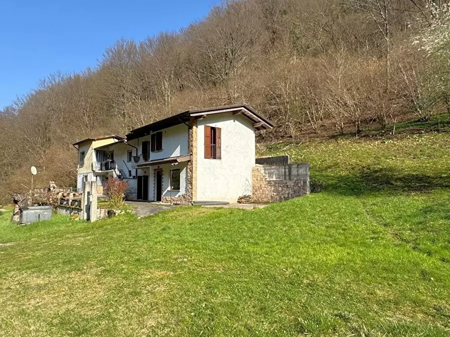 Immagine 1 di Casa bifamiliare in vendita  in Via Sorgente Madonnina 1 a Polaveno