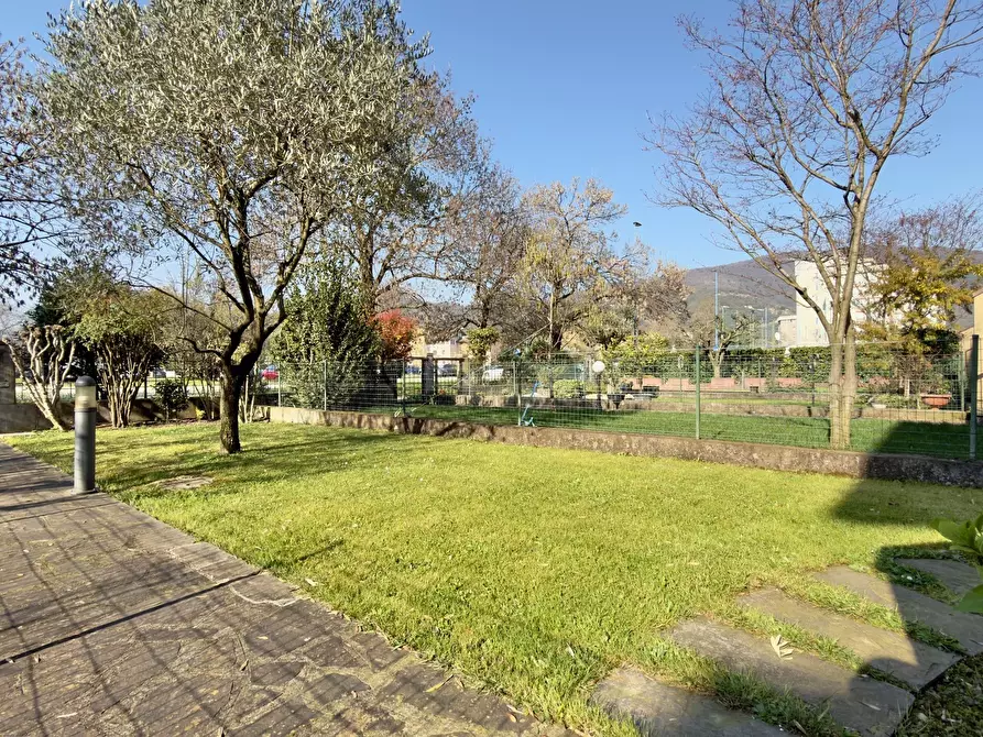 Immagine 4 di Villetta a schiera in vendita  in Via Benvenuto Cellini a Brescia