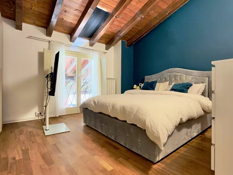 Immagine 11 di Quadrilocale in vendita  in Via Lucio Fiorentini 20 a Brescia