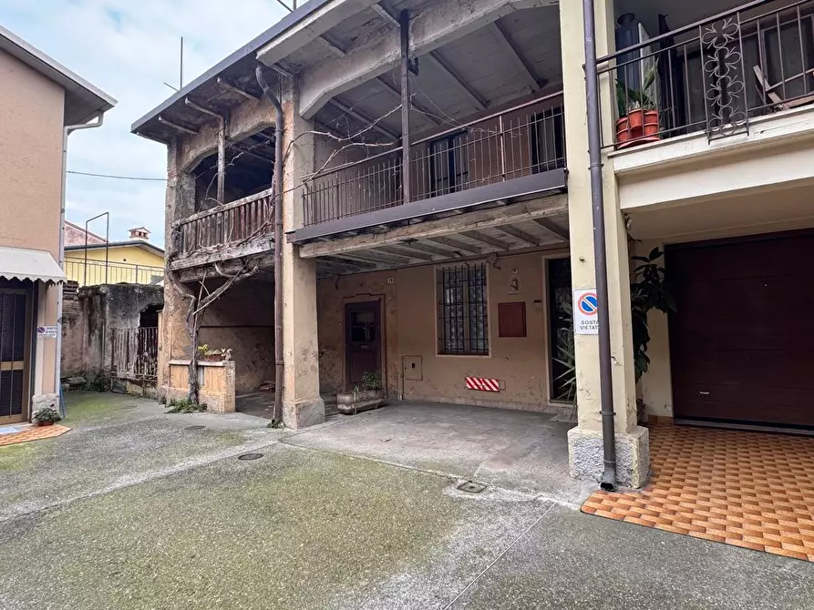 Immagine 4 di Terratetto in vendita  in Piazza Quattro Novembre a Flero