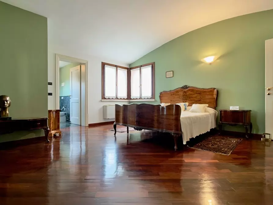 Immagine 37 di Casa indipendente in vendita  in Via Volta Traversa . II 1 a San Zeno Naviglio