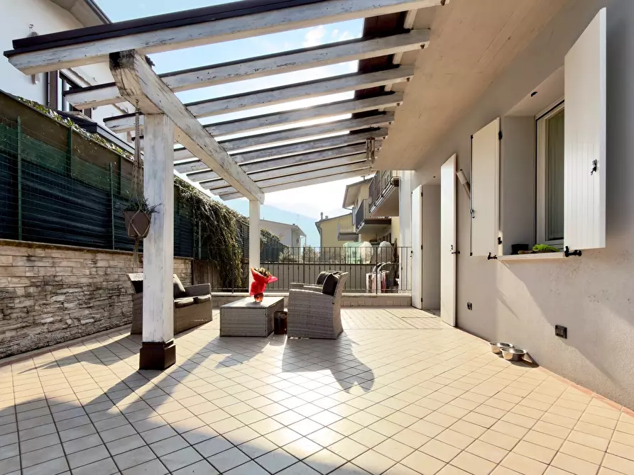 Immagine 6 di Villetta a schiera in vendita  in Via della Fonte a Nave