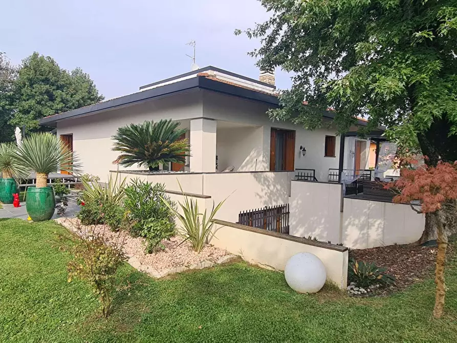 Immagine 33 di Villa in vendita  in Via Piave 79 a Manerbio