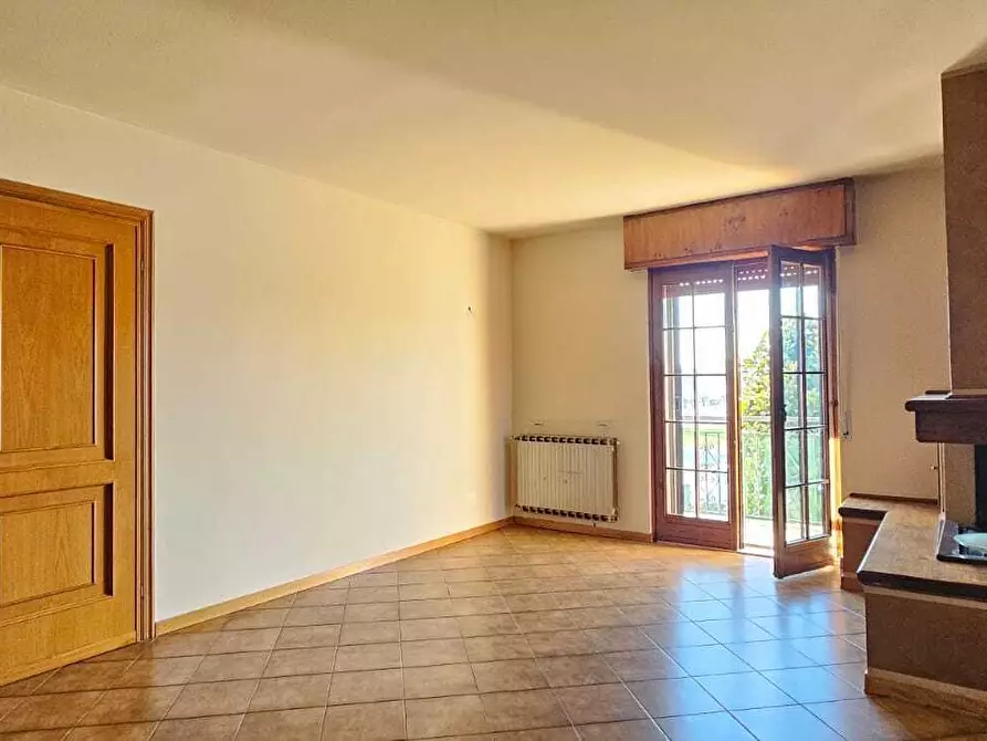 Immagine 12 di Quadrilocale in vendita  a Montirone