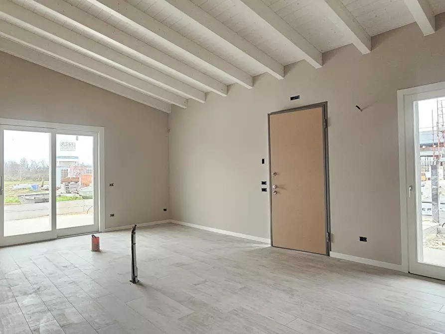 Immagine 25 di Villa in vendita  a Montirone