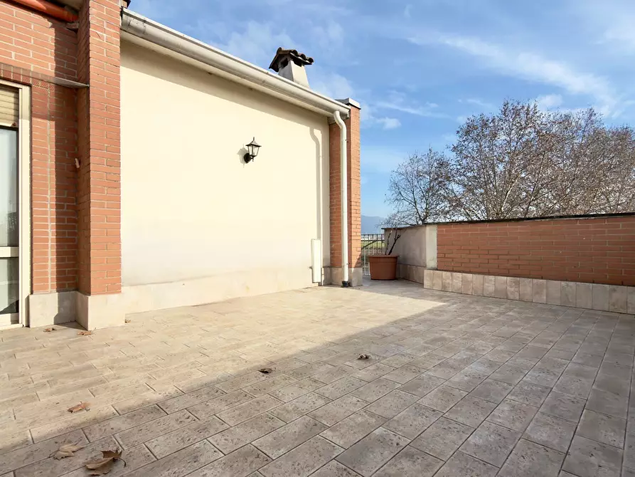 Immagine 3 di Trilocale in vendita  in Via della Cascina Pontevica a Brescia