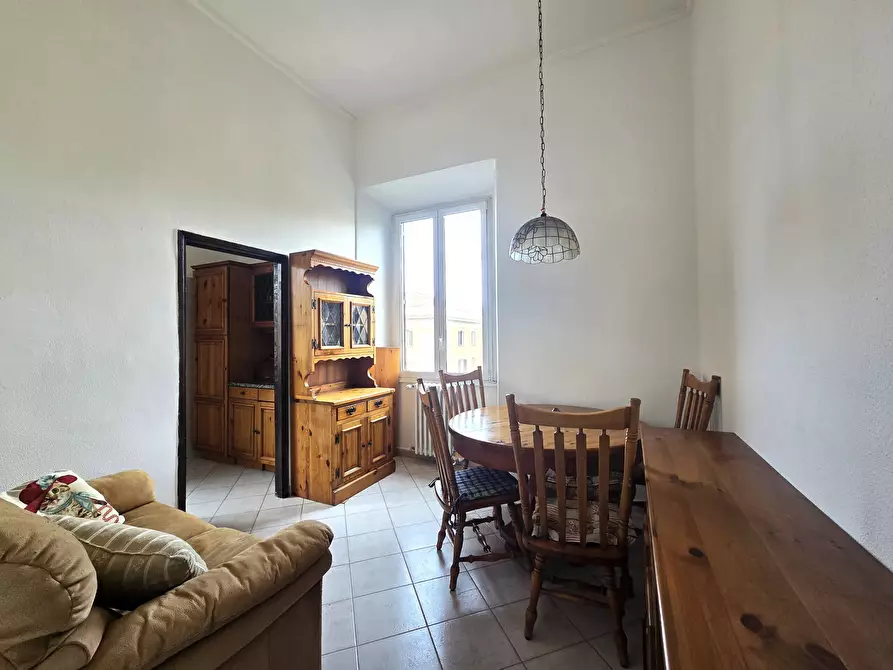 Immagine 15 di Trilocale in affitto  in Piazza di Santa Croce in Gerusalemme 1 a Roma