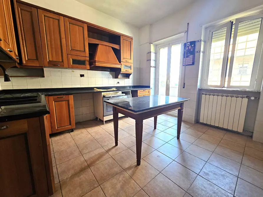 Immagine 14 di Quadrilocale in vendita  in Via Mario Canavari 11 a Roma