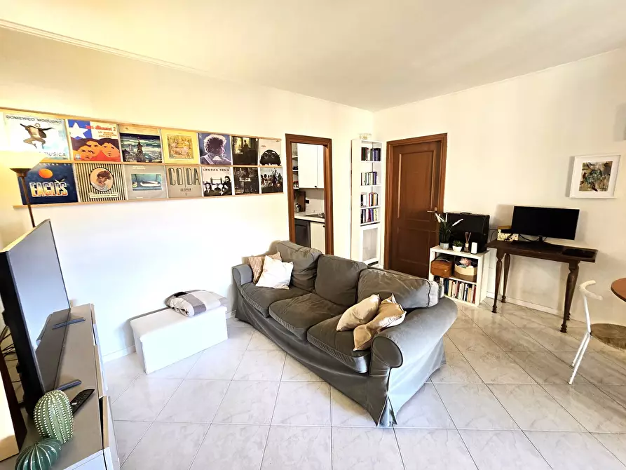 Immagine 3 di Stanza singola in affitto  in Via della Giustiniana 220 a Roma