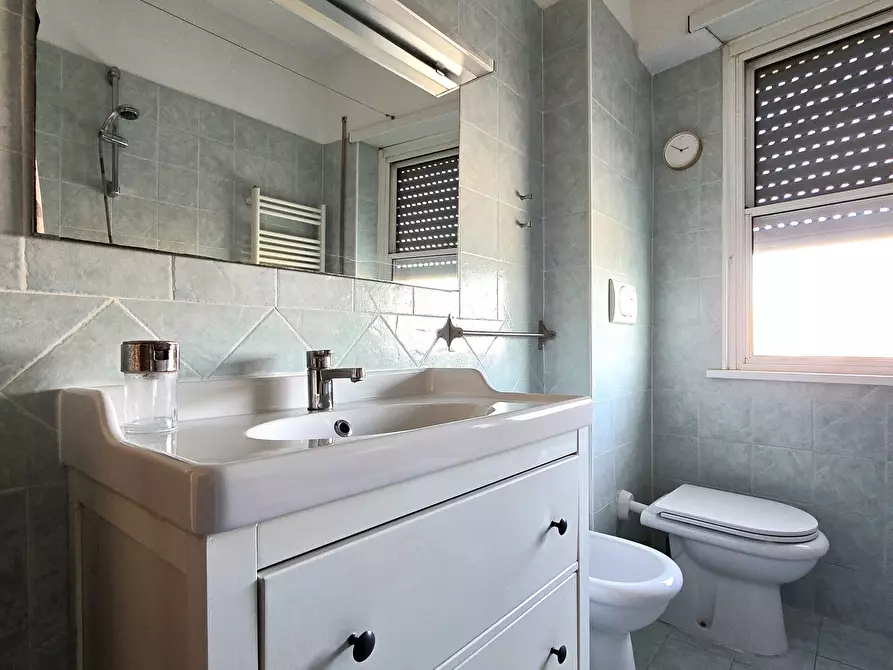 Immagine 18 di Bilocale in affitto  in Via della Bufalotta 15 a Roma