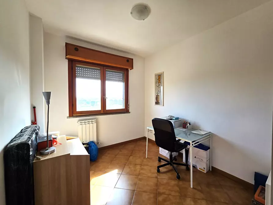 Immagine 15 di Trilocale in vendita  in Via Giuseppe Rosaccio 103 a Roma