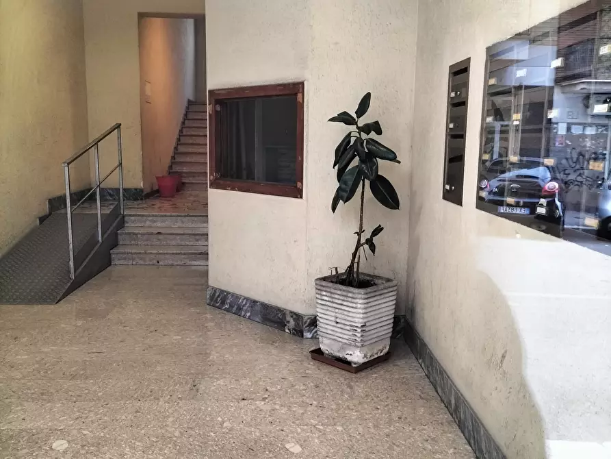 Immagine 1 di Stanza singola in affitto  in Via Filippo Meda 175 a Roma