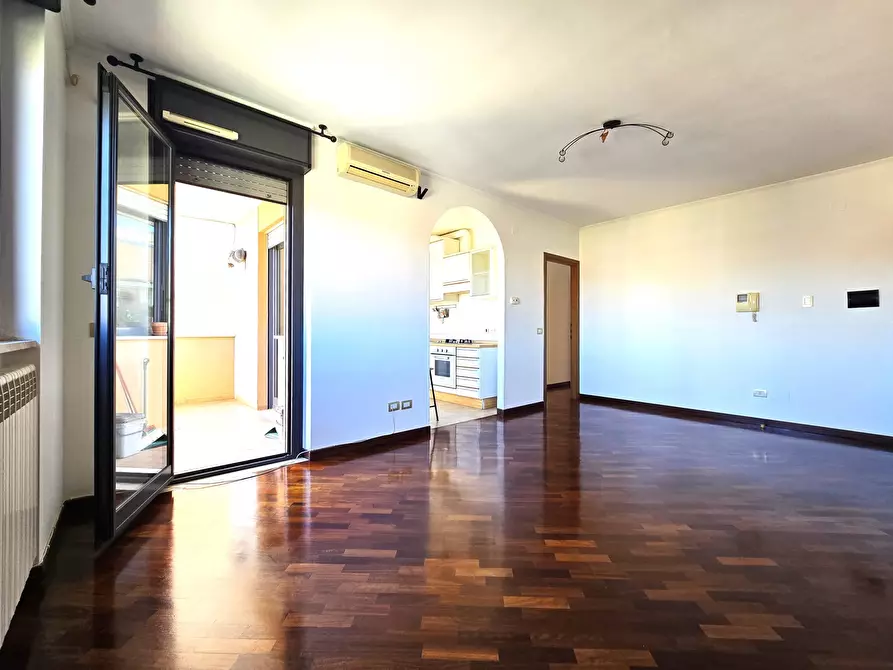 Immagine 7 di Trilocale in affitto  in Viale Avignone 93 a Roma