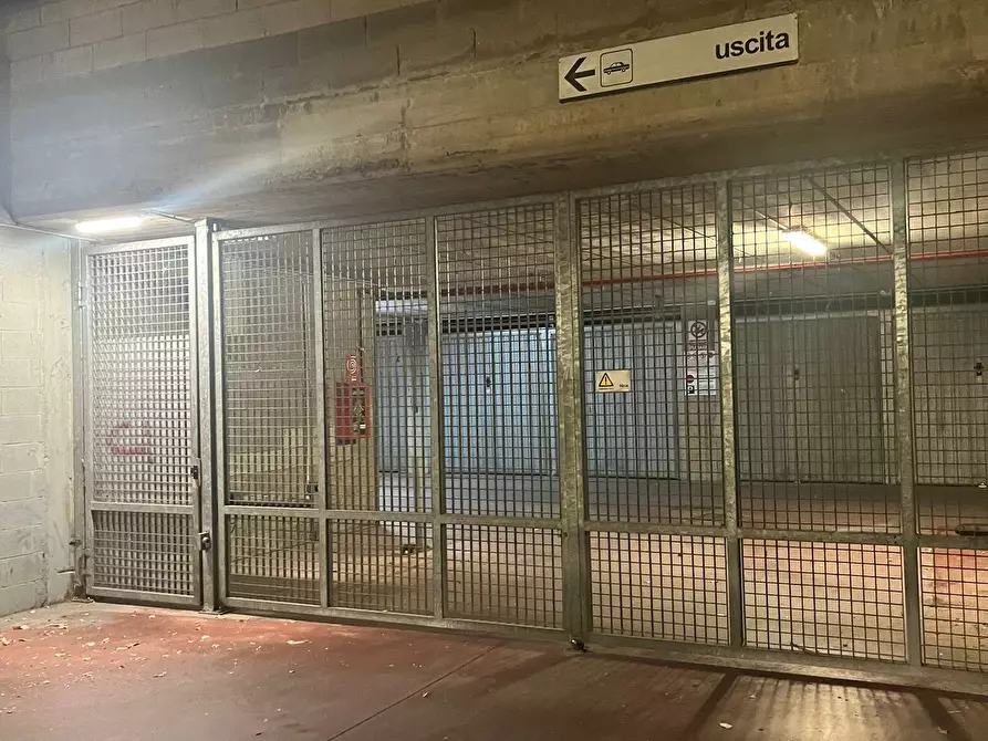 Immagine 3 di Garage in affitto  in VIA ROMBO' 35 a Rivoli