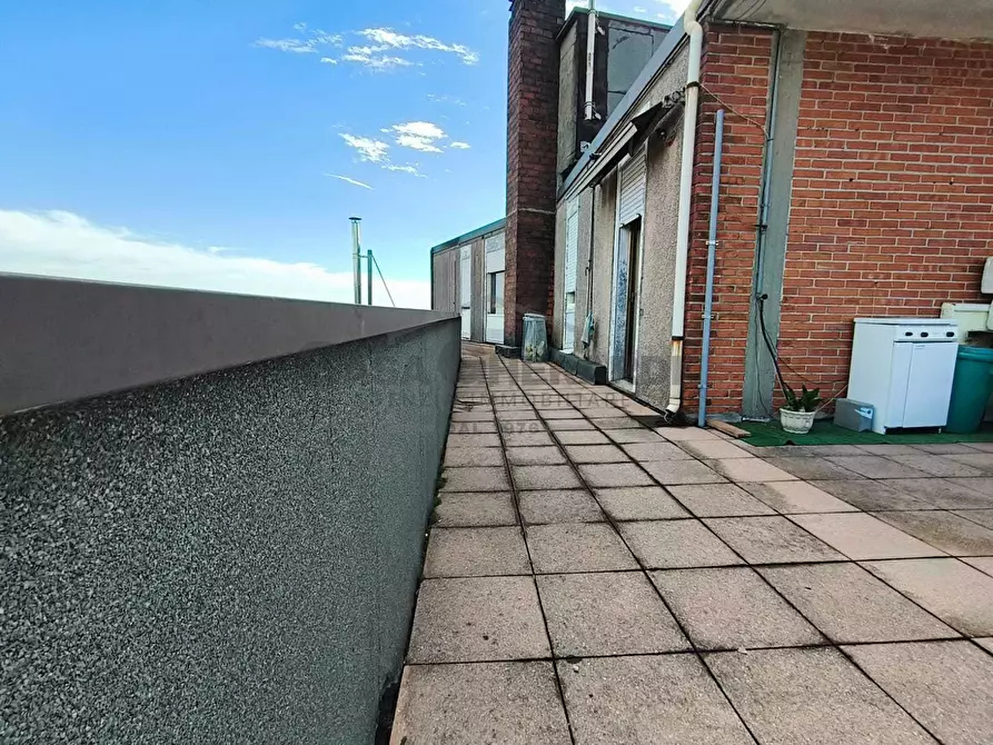 Immagine 1 di Attico in vendita  in Via Roma 80 a Ponte San Pietro