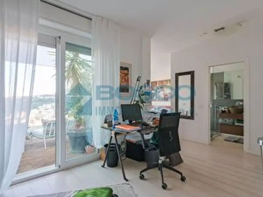 Immagine 56 di Pentalocale in vendita  in Costa di Murlo a La Spezia