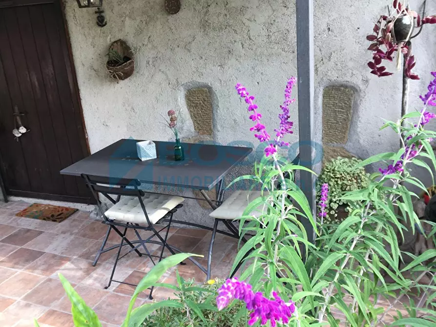 Immagine 3 di Casa bifamiliare in vendita  in Via Canale a Castelnuovo Magra