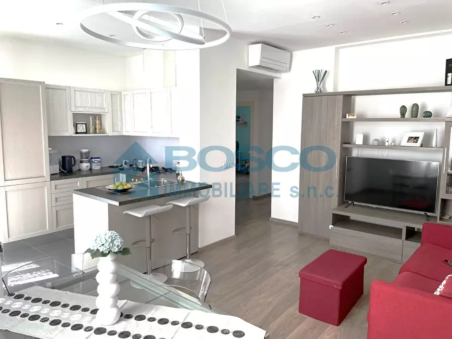 Immagine 1 di Quadrilocale in vendita  in Viale S. Bartolomeo a La Spezia