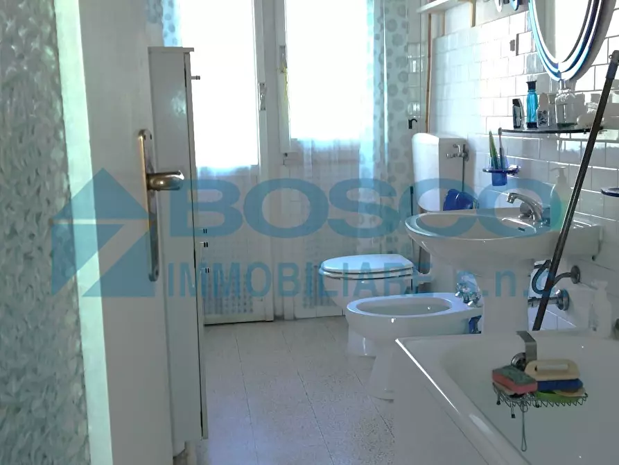 Immagine 7 di Quadrilocale in vendita  in Via Giacomo Puccini 10 a La Spezia