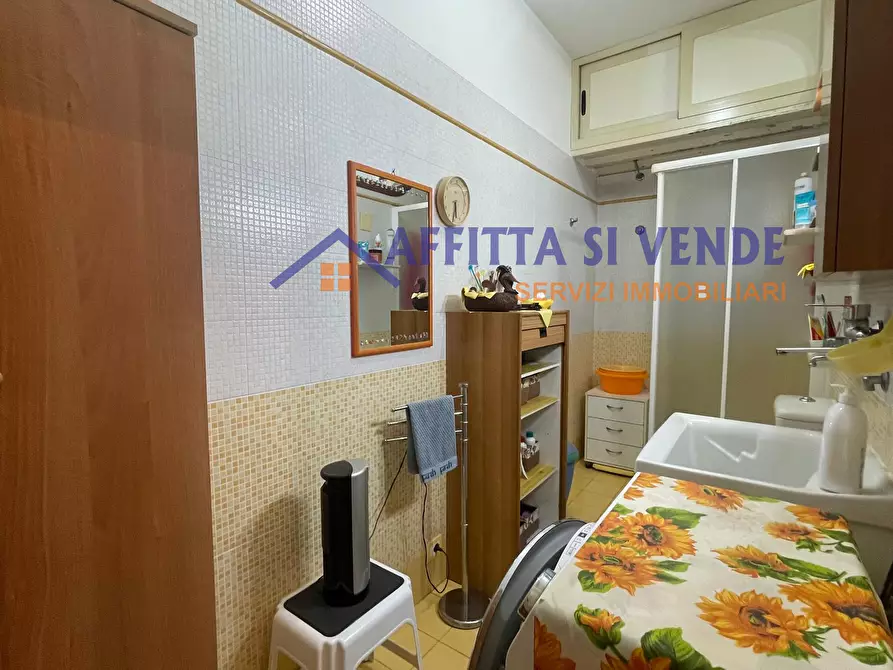 Immagine 5 di Pentalocale in vendita  in Via Tisia 124 a Siracusa