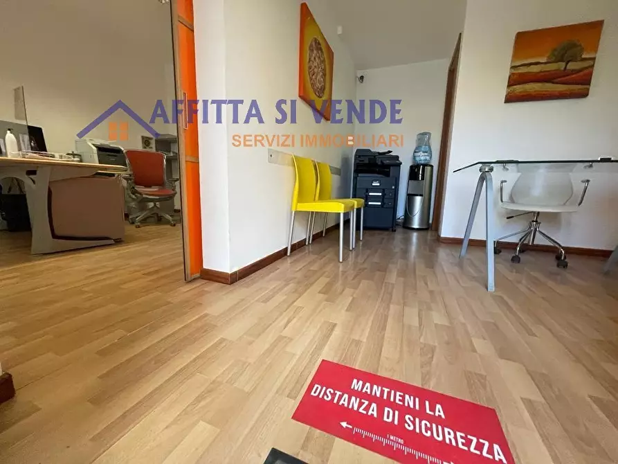 Immagine 4 di Ufficio in vendita  in Via Unione Sovietica 6 a Siracusa