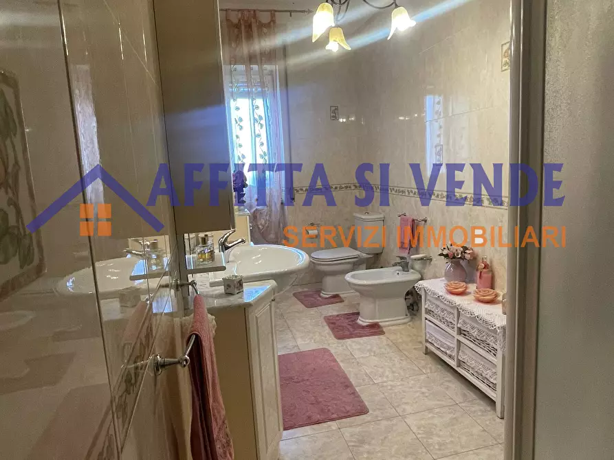 Immagine 19 di Pentalocale in vendita  in Via Sicilia 50 a Siracusa