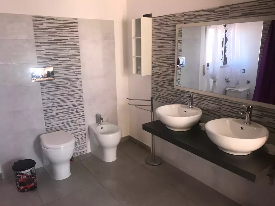 Immagine 14 di Villa in affitto  in Via Isole delle Filippine 20 a Siracusa