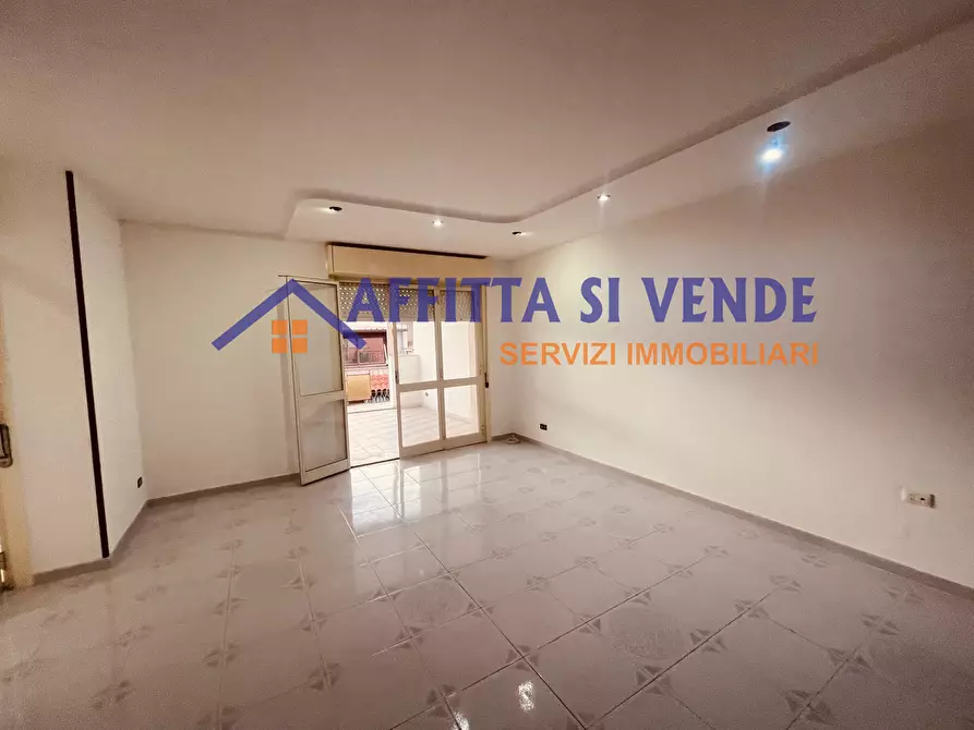 Immagine 18 di Pentalocale in vendita  in Via Napoli 8 a Floridia