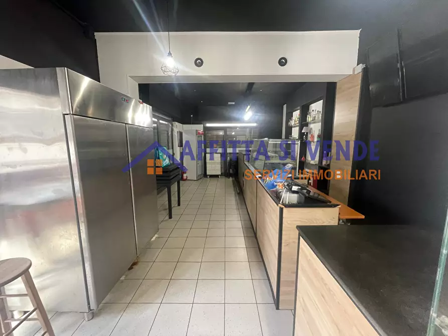 Immagine 12 di Locale commerciale in affitto  in Via Europa 46 a Siracusa