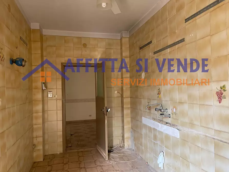 Immagine 8 di Quadrilocale in vendita  in Via Giarre 5 a Siracusa