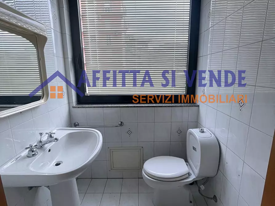 Immagine 5 di Ufficio in vendita  in Viale Teracati 37 a Siracusa