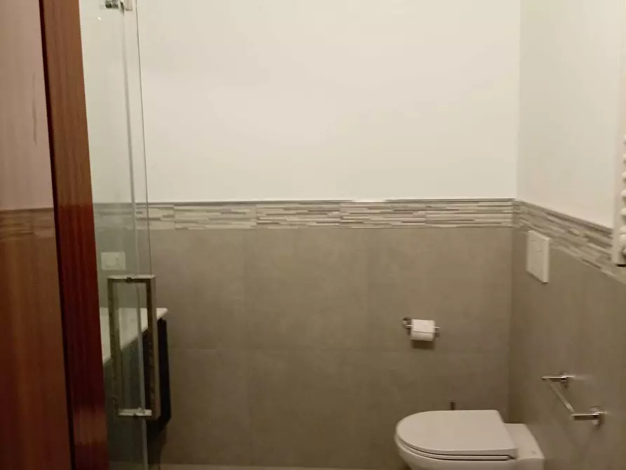 Immagine 3 di Pentalocale in affitto  a Pescara