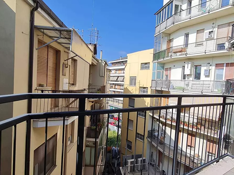 Immagine 4 di Quadrilocale in affitto  a Pescara