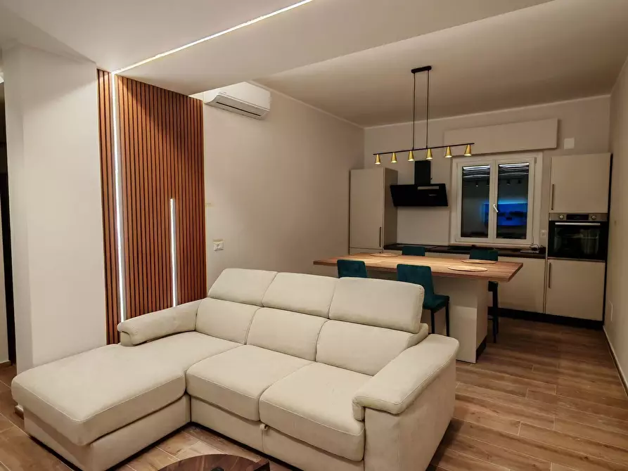 Immagine 1 di Pentalocale in affitto  a Pescara