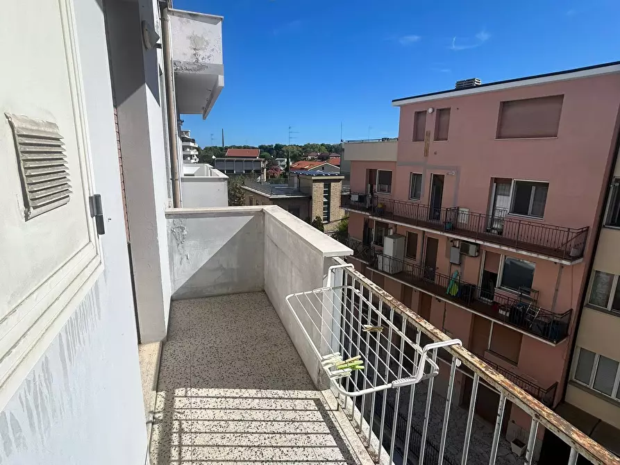 Immagine 1 di Trilocale in vendita  in Via Primo Riccitelli a Pescara