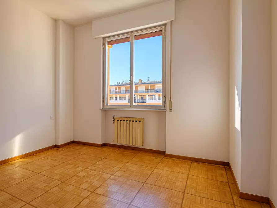 Immagine 4 di Trilocale in vendita  a Rapallo