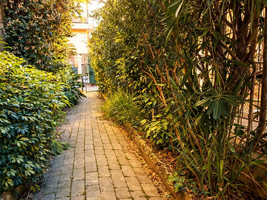 Immagine 3 di Quadrilocale in vendita  a Chiavari