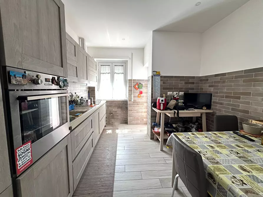 Immagine 7 di Quadrilocale in vendita  a Fiano Romano