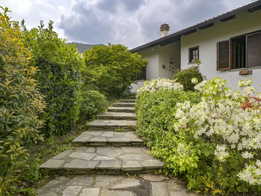 Immagine 12 di Villa in vendita  in Via Loreto 86 a Lanzo Torinese